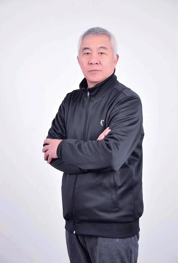 如何通过力量训练改善篮球运动员的速度和敏捷性?_0
